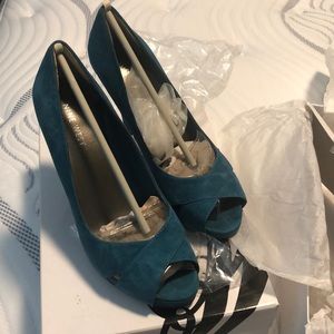 Nine West Jacer Mystic Ocean Heels